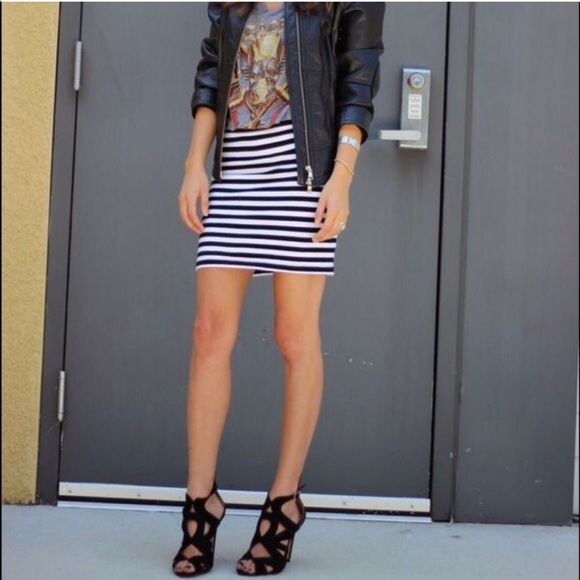 NIB CUTE SEXY OBSESSION RULES VICTORIA HEELS 7.5 - Picture 2 of 7